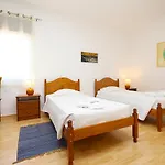 C08 - Vista Baia Apartment In Lagos Center